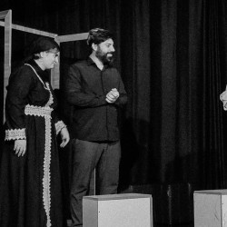 نمایش کله‌پوک‌ها | عکس