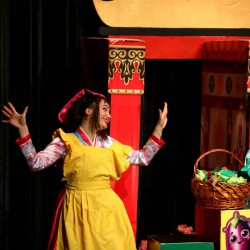 نمایش آشپز کوچک در قصر | عکس