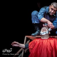 نمایش آرایشگر | گزارش تصویری تیوال از نمایش آرایشگر / عکاس:‌ رضا جاویدی | عکس