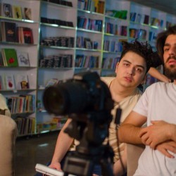 فیلم کوتاه اشکآب | عکس