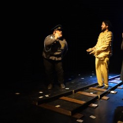 نمایش ایستگاه آخر | عکس