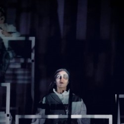 نمایش رویای رومئو در نیمه شب نا آرام ژولیت | عکس