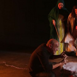 نمایش چهل گیس | عکس