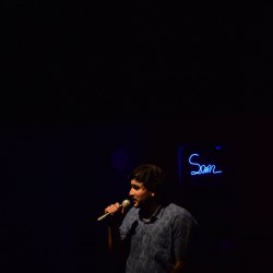 نمایش غول آرزو | عکس