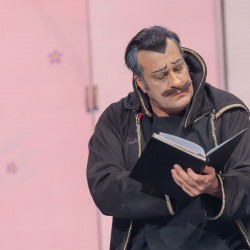 نمایش کارخانه هیولاها (سالیوان در ایران) | عکس