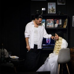 نمایش لحظه درنگ می‌کند | عکس