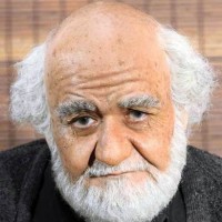 انجام تست گریم اکبر عبدی در نقش یک پیرمرد 110 ساله | عکس