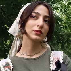 عکس آوا عابدمسلک