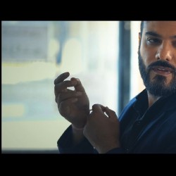 فیلم برخیز | عکس