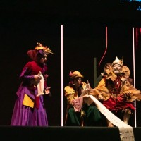 نمایش شاه لیر «روایتی آهنگین» | «شاه‌لیر» الیکا عبدالرزاقی در جشنواره کارتاژ تونس روی صحنه رفت | عکس