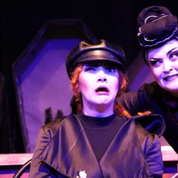 نمایش مغازه خودکشی | دور دوم | عکس