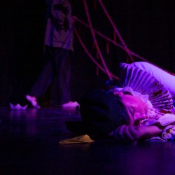 نمایش زهدان | عکس