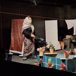 نمایش چهار دیواری | عکس