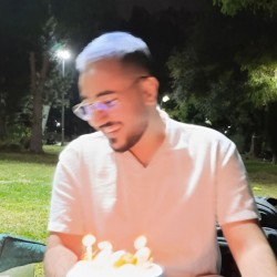 عکس حسین خسروانیان