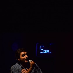 نمایش غول آرزو | عکس