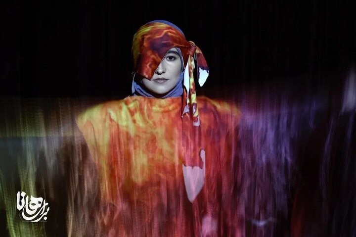 «هنر مقدس» «برای هانا» را روی صحنه می‌برد | عکس