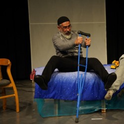 نمایش پرواز تا بیکران | عکس