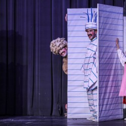 نمایش هیوا | عکس