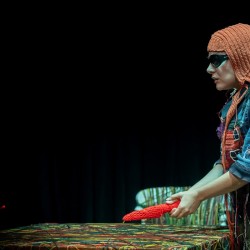 نمایش دستور پخت قرمه‌سبزی به خط بریل | عکس