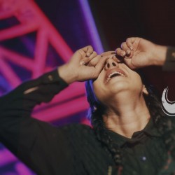 نمایش ایفل | عکس