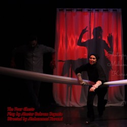 نمایش چهار صندوق | عکس