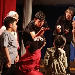 نمایش بازی برای همه | عکس