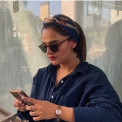عکس نگار افلاکی