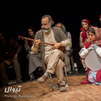 نمایش مطرب | نمایش «مطرب» به نویسندگی و کارگردانی «بهزاد فراهانی» برای اجرا در پردیس تئاتر تهران تا ۱۳ مردادماه تمدید شد.  | عکس