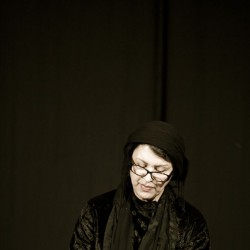نمایش نمایشنامه خوانی خانه برنارد آلبا | عکس
