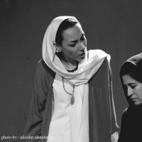 نمایش ۲۵ | گزارش تصویری تیوال از نمایش بیست و پنج / عکاس : نیلوفر علمدارلو | عکس
