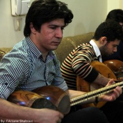  کنسرت نغمه سپهر (حسین روزبهانی) | دیوار | عکس