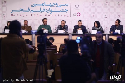 فیلم متولد ۶۵ | نشست نقد و بررسی «متولد ۶۵»/عسگر پور: جای خالی این فیلم در سینما احساس می شد | عکس