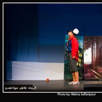 نمایش جشنواره تیاتر شهر ۹۲ | گزارش تصویری تیوال از جشنواره تئاتر شهر، نمایش گروفالو / عکاس: مهسا صفری‌پور از گروه عکاسی تئاتر میزانسن  | عکس