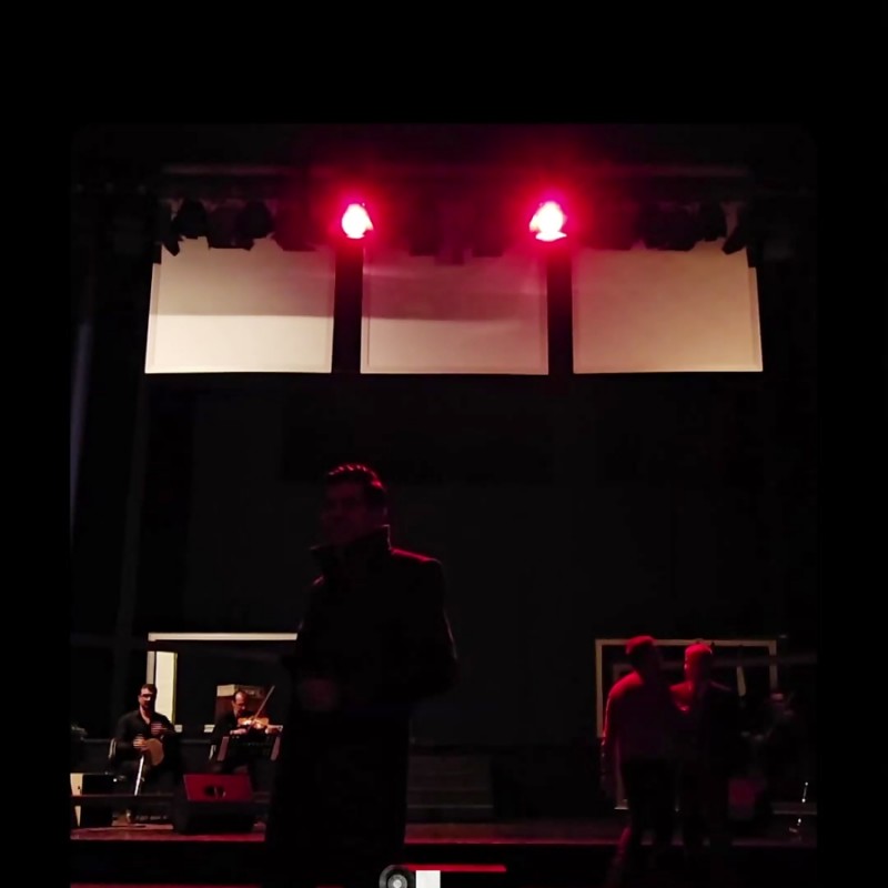 ویدیویی از کنسرت-نمایش «قصه‌ی ترانه‌های ماندگار» | عکس