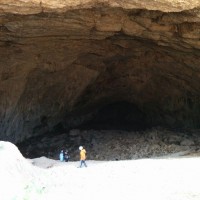 گردش یک سفر یک کتاب |غار رودافشان - با جمیله دارالشفایی| | سفرنامه «یک سفر یک کتاب |غار رودافشان - با جمیله دارالشفایی|» | عکس