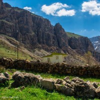 گردش یک سفر یک کتاب |هریجان - با مهسا ملک مرزبان| | سفرنامه «یک سفر یک کتاب |هریجان - با مهسا ملک مرزبان|» | عکس