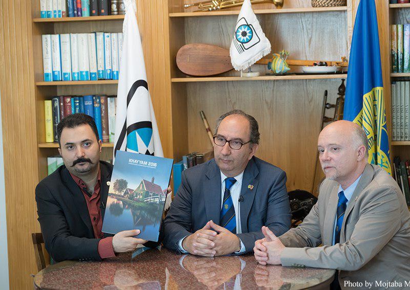 تلاش‎های فیاپ برای توسعه هنر عکاسی در جهان | عکس