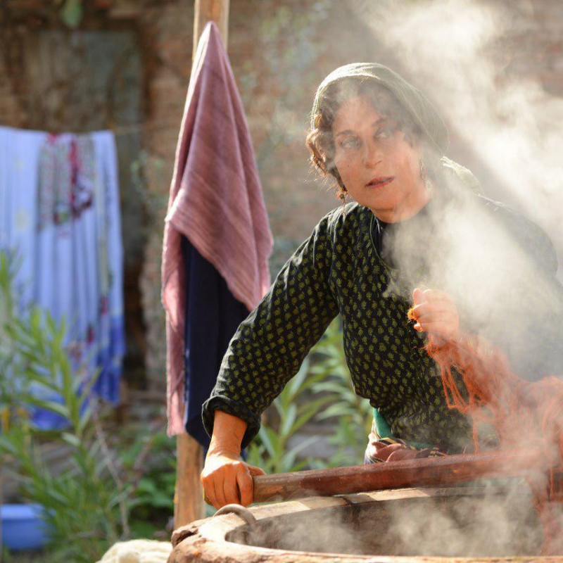 فیلمبرداری دومین فیلم سینمایی مونا زندی از نیمه گذشت | عکس